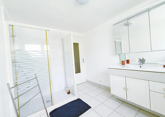 アパート Le Marcel Terrasse Jardin オーシュ